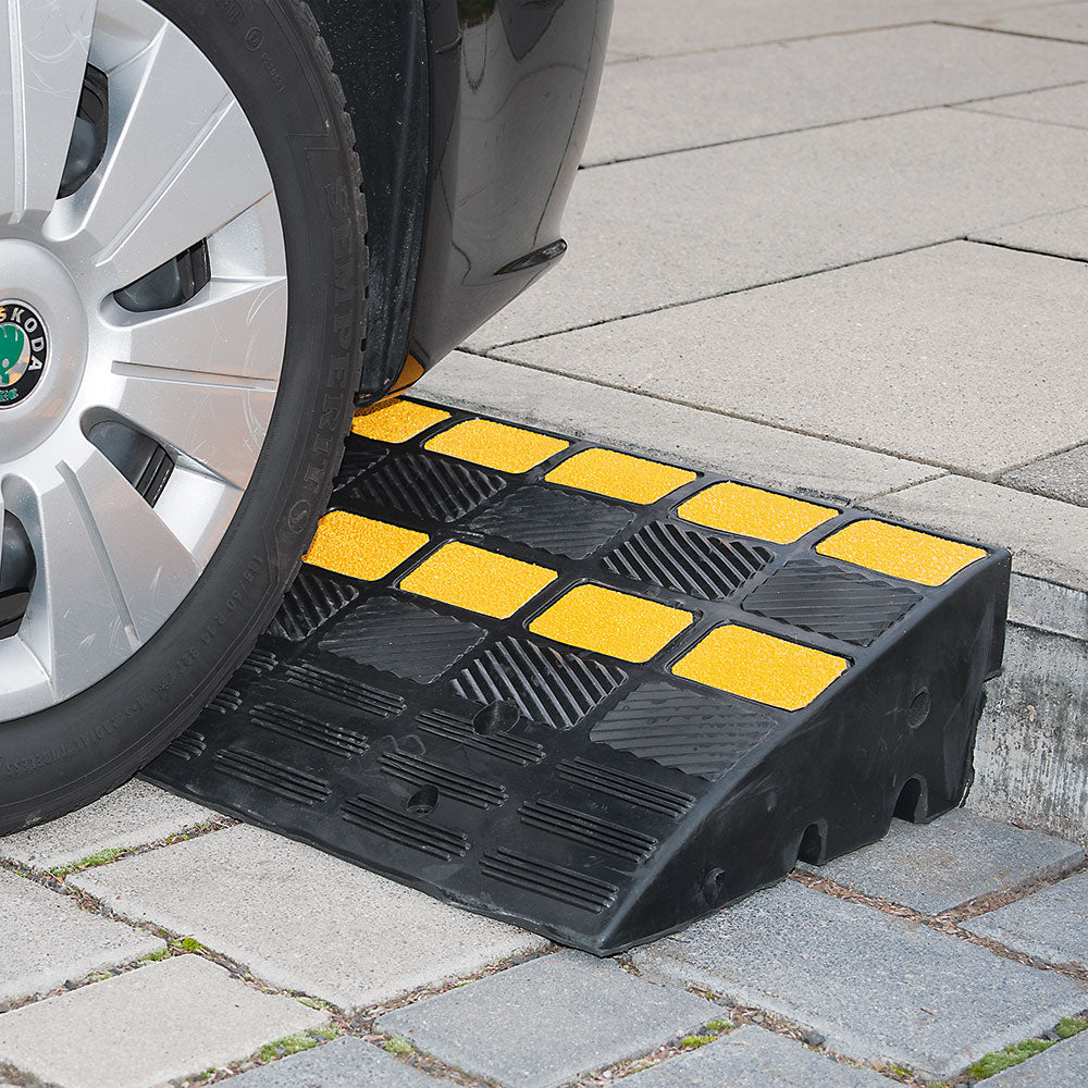 Traffic-Line Heavy Duty Kerb Ramp | IndustraCare